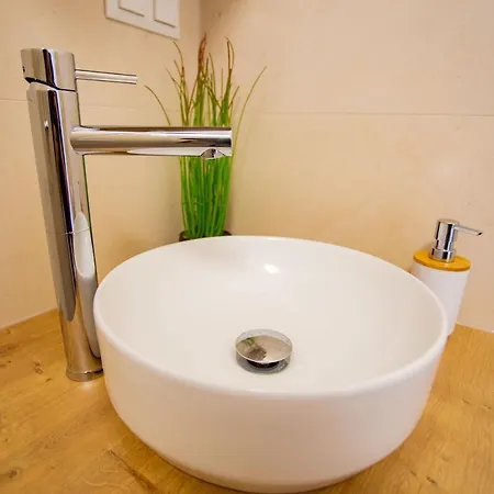 Sky Penthouse Old Bridge With Sauna And Jacuzzi * Mostar