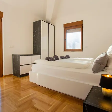 Sky Penthouse Old Bridge With Sauna And Jacuzzi * Mostar