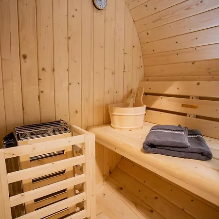 Sky Penthouse Old Bridge With Sauna And Jacuzzi *